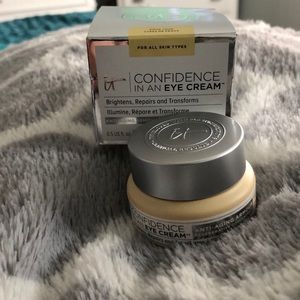 it cosmetics Makeup - it Cosmetics Confidence In An Eye Cream it cosmetics Makeup - it Cosmetics Confidence In An Eye Cream